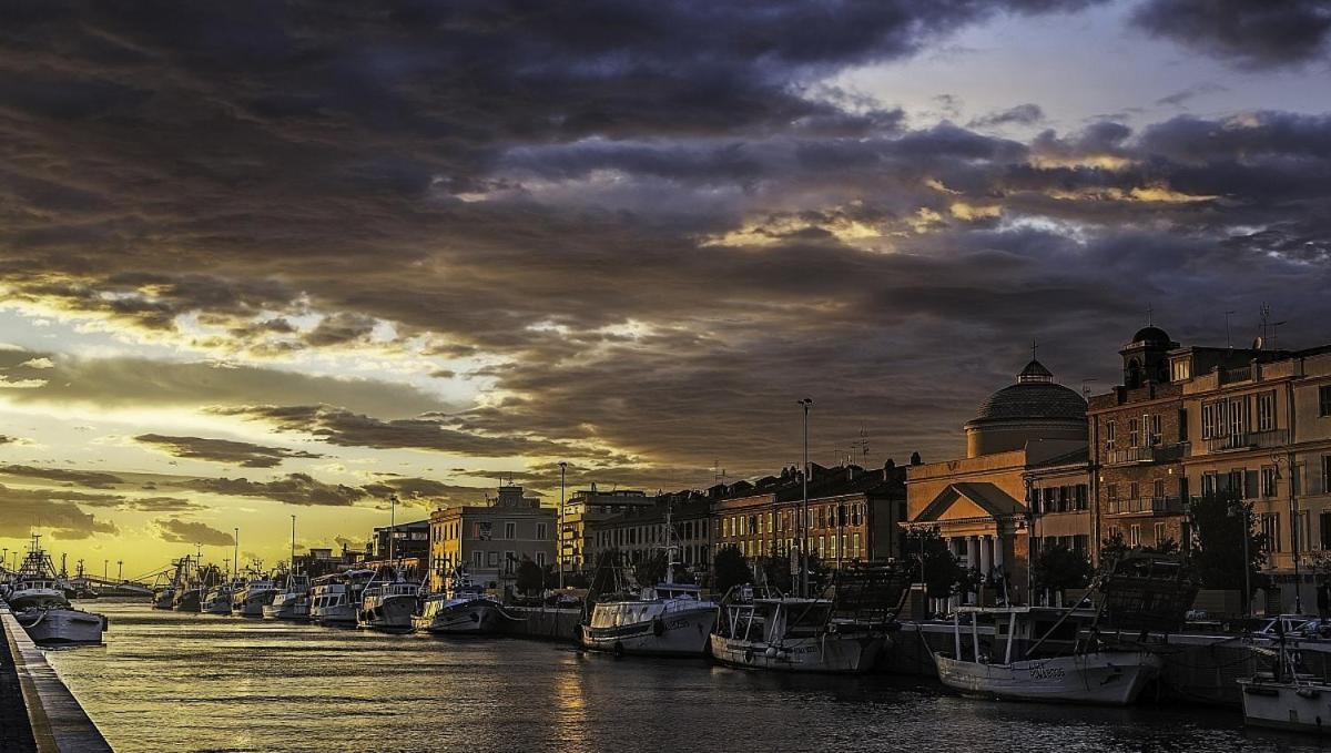 Academy Hotel Fiumicino Exteriér fotografie