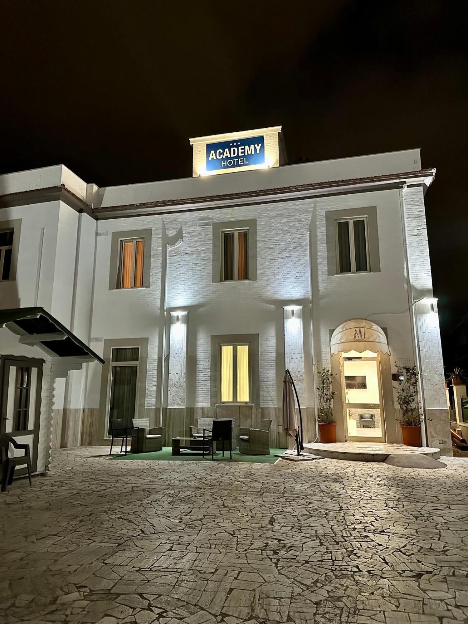 Academy Hotel Fiumicino Exteriér fotografie